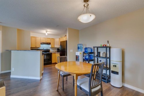 2205-2518 Fish Creek Boulevard Sw, Calgary, AB - Indoor