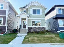 581 Baywater Manor SW Airdrie, AB T4B 5R8