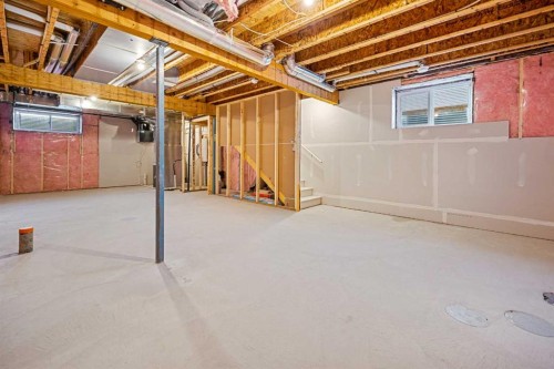 581 Baywater Manor Sw, Airdrie, AB - Indoor Photo Showing Basement