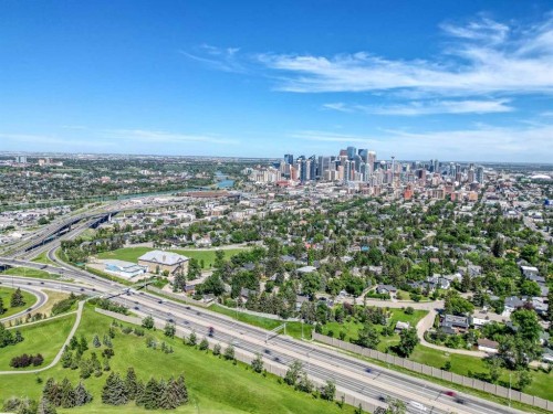 1721 22 Street Sw, Calgary, AB - Outdoor With View