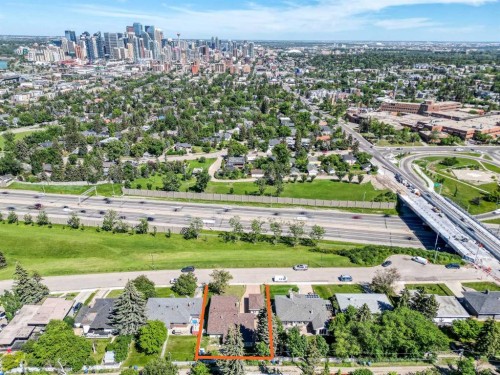 1721 22 Street Sw, Calgary, AB - Outdoor With View
