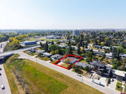 1721 22 Street Sw, Calgary, AB - Outdoor With View