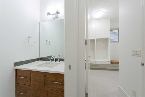 74 Chaparral Valley Square Se, Calgary, AB - Indoor Photo Showing Bathroom