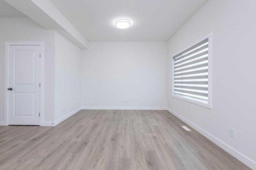 33 Walcrest Lane Se, Calgary, AB - Indoor Photo Showing Other Room