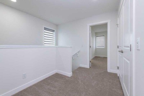 33 Walcrest Lane Se, Calgary, AB - Indoor Photo Showing Other Room