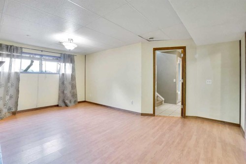 63 Knight Place, Crossfield, AB - Indoor Photo Showing Other Room