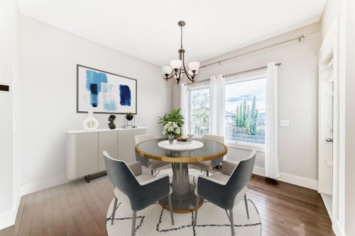 14 Heritage View, Cochrane, AB - Indoor Photo Showing Dining Room