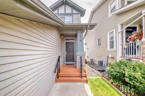 14 Heritage View, Cochrane, AB - Outdoor