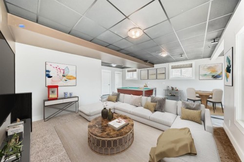 14 Heritage View, Cochrane, AB - Indoor Photo Showing Other Room