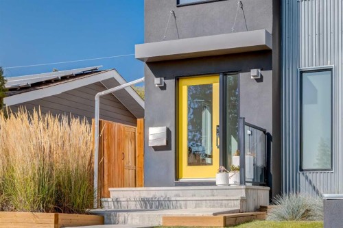 27 Hendon Place Nw, Calgary, AB - Outdoor With Exterior