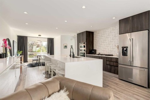 27 Hendon Place Nw, Calgary, AB - Indoor Photo Showing Kitchen With Stainless Steel Kitchen With Upgraded Kitchen