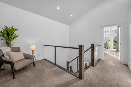 2640 28 Street Sw, Calgary, AB - Indoor Photo Showing Other Room