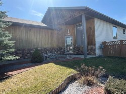 301 9 Street  Beiseker, AB T0M 0G0