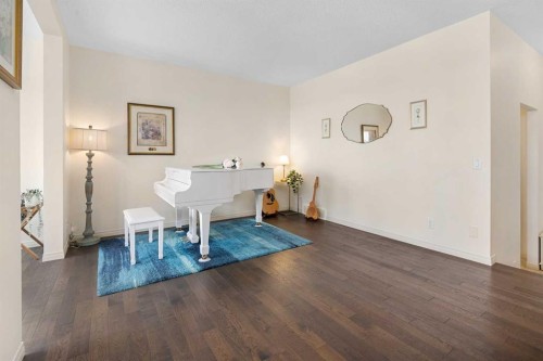 135 Legacy Reach Manor Se, Calgary, AB - Indoor Photo Showing Other Room