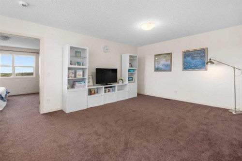 135 Legacy Reach Manor Se, Calgary, AB - Indoor Photo Showing Living Room