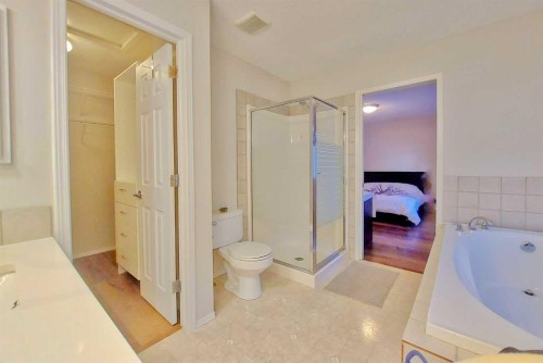 133 Panamount Court Nw, Calgary, AB - Indoor Photo Showing Bathroom