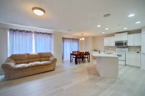 133 Panamount Court Nw, Calgary, AB - Indoor