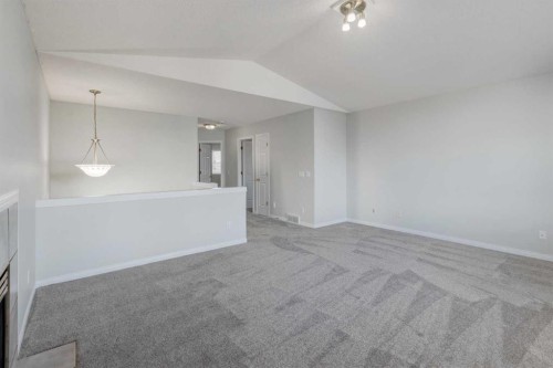 26 Rocky Ridge Heights Nw, Calgary, AB - Indoor Photo Showing Other Room