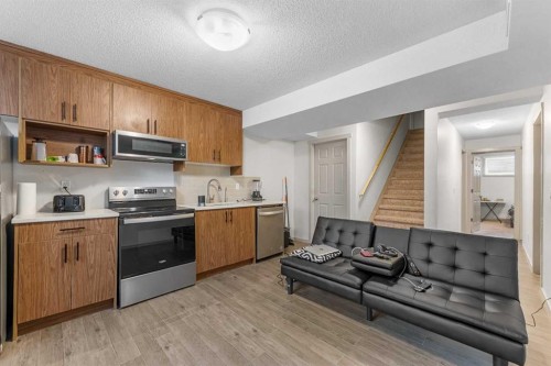 107 Masters Heights Se, Calgary, AB - Indoor Photo Showing Kitchen