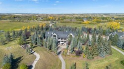 32045 Willow Way  Rural Rocky View County, AB T4C 2Y4