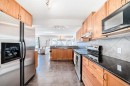 398 Chaparral Ridge Circle Se, Calgary, AB  - Indoor Photo Showing Kitchen 