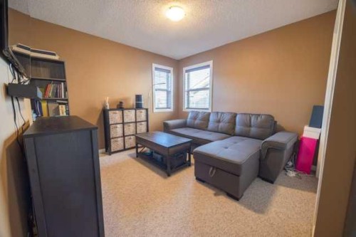 28 Crestmont Way Sw, Calgary, AB - Indoor