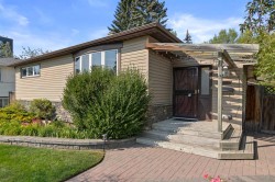 2224 24 Avenue NW Calgary, AB T2M 1Z7