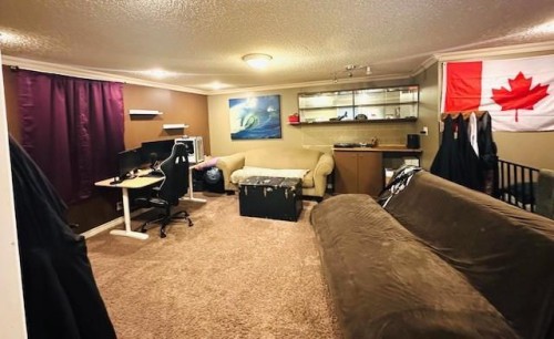 25 Rossdale Road Sw, Calgary, AB - Indoor Photo Showing Other Room