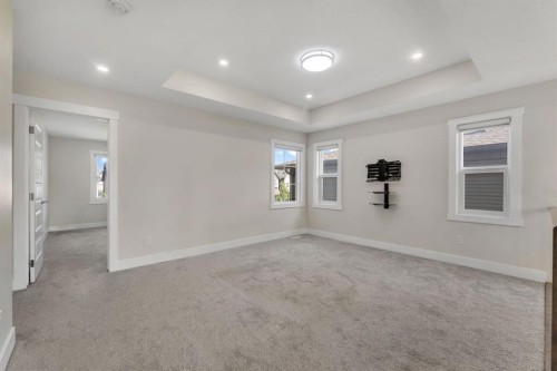 229 Walgrove Terrace Se, Calgary, AB - Indoor Photo Showing Other Room