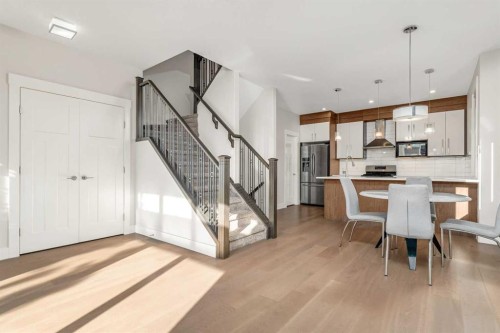 1-1936 26 Street Sw, Calgary, AB - Indoor