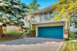 488 Strathcona Drive SW Calgary, AB T3H 1K2