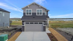 100 Corner Glen Manor NE Calgary, AB T3N 1B9