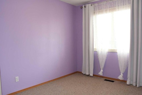 66 Cramond Circle Se, Calgary, AB - Indoor