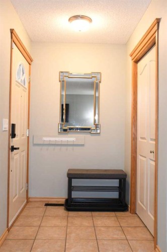 66 Cramond Circle Se, Calgary, AB - Indoor Photo Showing Other Room