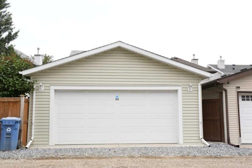 66 Cramond Circle Se, Calgary, AB - Outdoor With Exterior