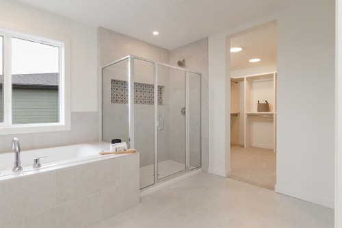 112 Sunrise Heath, Cochrane, AB - Indoor Photo Showing Bathroom