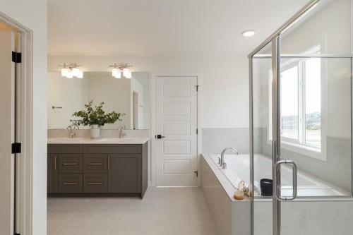 112 Sunrise Heath, Cochrane, AB - Indoor Photo Showing Bathroom