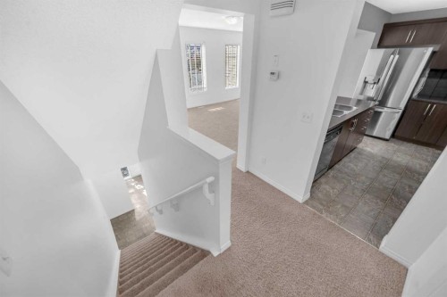 304 Windstone Gardens Sw, Airdrie, AB - Indoor Photo Showing Other Room