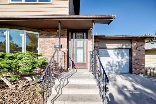 79 Bermuda Drive Nw, Calgary, AB - Outdoor