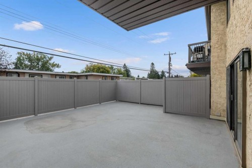 202-611 67 Avenue Sw, Calgary, AB - Outdoor