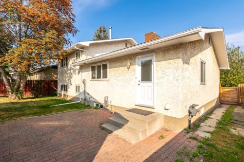 207 Whiteview Bay Ne, Calgary, AB - Outdoor