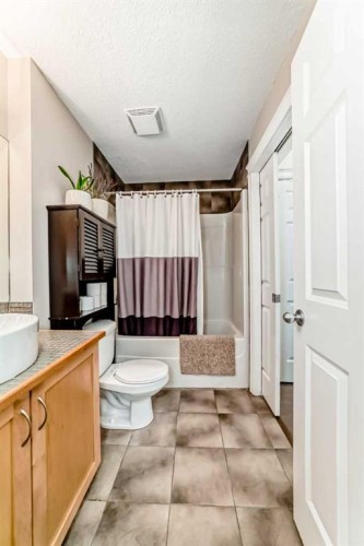 214-2 Hemlock Crescent Sw, Calgary, AB - Indoor