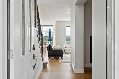 182 Panamount Road Nw, Calgary, AB - Indoor Photo Showing Other Room