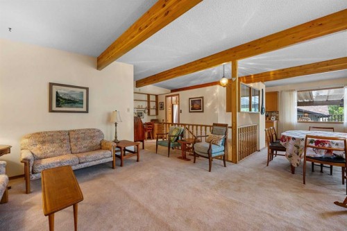 10 Varsville Place Nw, Calgary, AB - Indoor