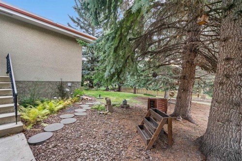 10 Varsville Place Nw, Calgary, AB - Outdoor