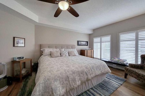 1233-151 Country Village Road Ne, Calgary, AB - Indoor Photo Showing Bedroom