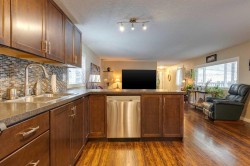 106-99 Arbour Lake Road NW Calgary, AB T3G 4E4