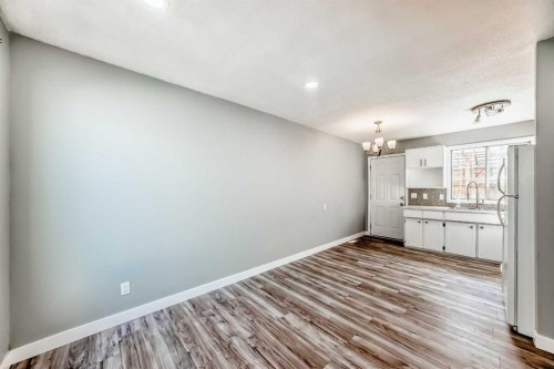 1201 53B Street Se, Calgary, AB - Indoor Photo Showing Other Room
