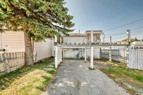 1201 53B Street Se, Calgary, AB - Outdoor
