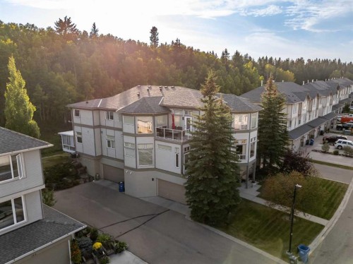 3R-147 Crawford Drive  Cochrane, AB T4C 2G7